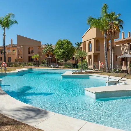 Deluxe 2-bedroom With Breathtaking Views Apartment Estepona